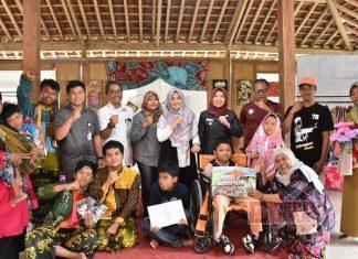 Ristawati Hadiri Bedah Karya Anak Difabel Rumah Inklusif dan Pegon Show