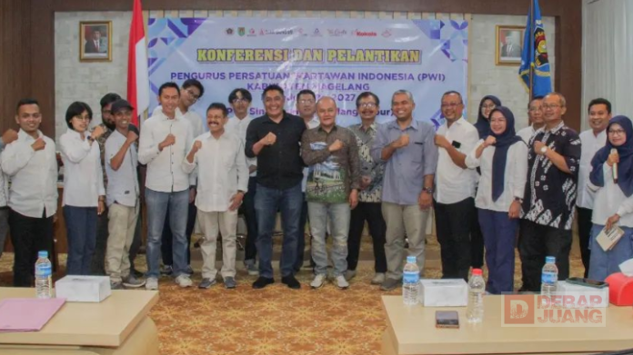 Bupati Magelang Lantik Pengurus PWI Kab Magelang Periode 2024-2027