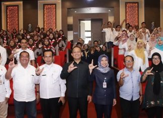 Ristawati Hadiri Peresmian Galeri Foto Bupati Kebumen Ristawati