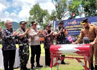 Budhi bersama Pj Bupati Banyumas Buka TMMD di Gunung Wetan Jatilawang