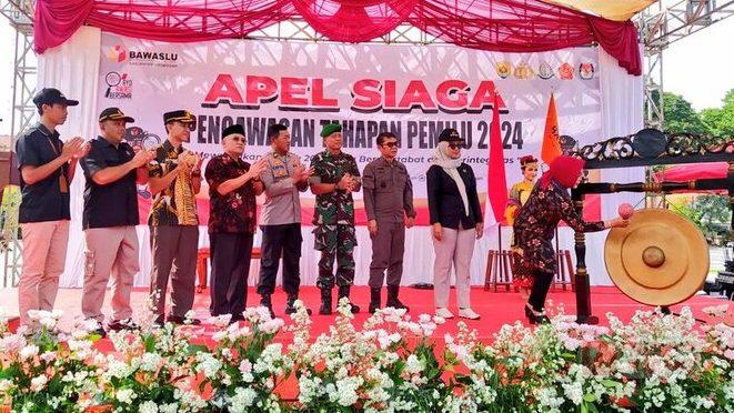 Bupati Grobogan hadiri apel siaga pemilu 2024 Bupati Grobogan hadiri apel siaga pemilu 2024