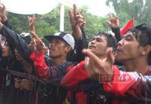 Hujan Deras Tak Surutkan Tekad Menangkan Ganjar-Mahfud Hujan