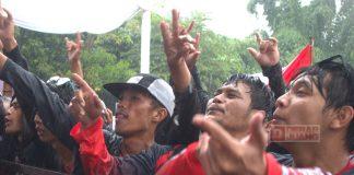 Hujan Deras Tak Surutkan Tekad Menangkan Ganjar-Mahfud Hujan