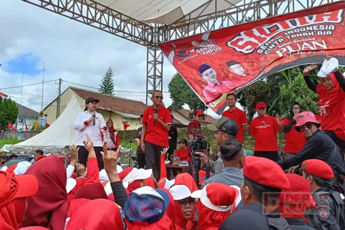 Jaga Kandang Banteng, Mbak Puan Senam SICITA Bareng Ribuan Ibu-Ibu di Baturaden