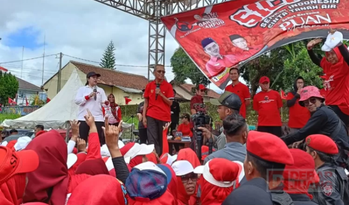 Jaga Kandang Banteng, Mbak Puan Senam SICITA Bareng Ribuan Ibu-Ibu di Baturaden