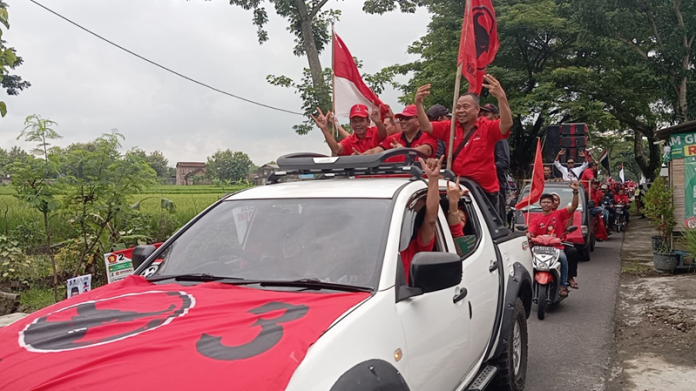 Sugiyarto Gelar Kampanye Akbar, Disambut Hangat Ribuat Masyarakat Sugiyarto Gelar Kampanye Akbar, Disambut Hangat Ribuat Masyarakat