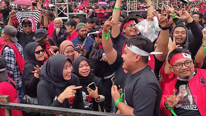 Menyala Abangku! Milenial Jawa Tengah, Siap Menangkan Ganjar-Mahfud