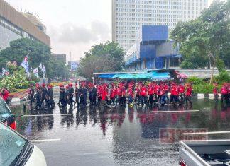 Gelar Hajatan Rakyat, Akar Rumput PDI Perjuangan Hadir Dalam Rampak Barisan Satgas Cakrabuana ikut hadir dalam Hajatan Rakyat