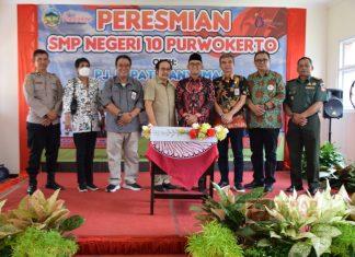 Budhi Hadiri Peresmian Unit Sekolah SMP Negeri 10 Purwokerto Tahap I