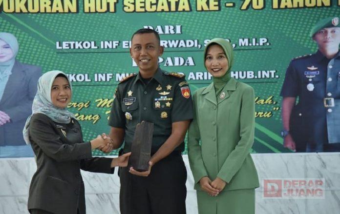Ristawati Hadiri Lepas Sambut Komandan Sekolah Calon Tamtama Rindam IV Diponegoro Ristawati