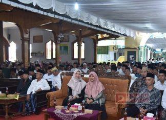 Ristawati Hadiri Pengajian Akbar Ponpes Tathmainnul Quluub Ristawati