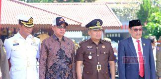 Bersama Sadewo, Budhi Hadiri Upacara Peringatan HUT Satpol PP ke-74