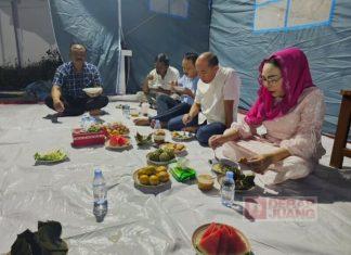 Bupati Sri Sumarni Buka Puasa Bersama Para Relawan