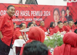 Komandan Patjul: Ojo Pedhot Oyot, You Will Never Walk Alone