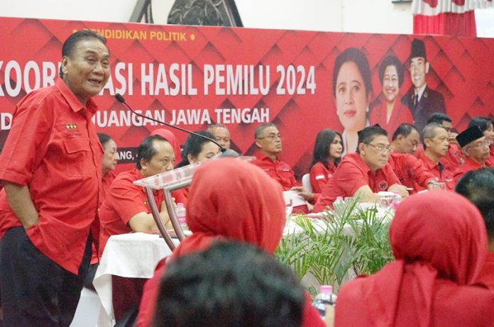 Komandan Patjul: Ojo Pedhot Oyot, You Will Never Walk Alone