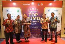 Bupati Grobogan Sri Sumarni Terima Penghargaan Top Pembina BUMD 2024