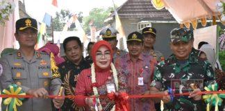 Bupati Grobogan, Sri Sumarni Resmikan Jalan Hasil KBM di Desa Kuwu