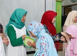 Ristawati: Sambut Idul Fitri dengan Gembira Ristawati