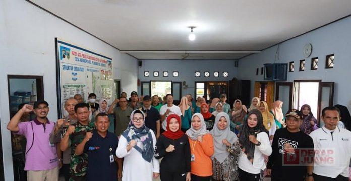 Ristawati Galakkan Giat PSN di Karangpoh Ristawati