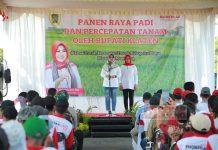 Sri Mulyani Gelontorkan Alat Pertanian Bagi Gapoktan di Klaten Pada Panen Raya 2024