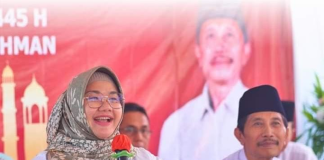 Bupati Yuni Gelar ‘Open House’ di Rumah Dinas Bupati Ketika Lebaran Bupati Yuni Gelar 'Open House' di Rumah Dinas Bupati Ketika Lebaran