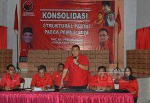 Konsolidasi Partai, Taufik Bagikan Parsel Lebaran