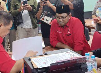 Mantan Wartawan Senior Muchus Mendaftar Sebagai Bakal Calon Wakil Walikota Surakarta