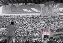 Bung Karno, Buruh, dan Konsep Pembentukan Kekuatan untuk Kesejahteraan Bung Karno, Buruh, dan Konsep Pembentukan Kekuatan untuk Kesejahteraan