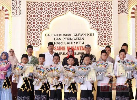 Ristawati Hadiri Harlah SD Sains Nusantara