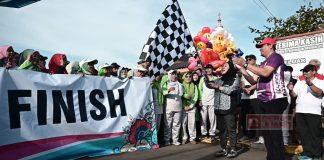 Bupati Tiwi Lepas Jalan Sehat HUT ke-38 RSUD Goeteng Taroenadibrata