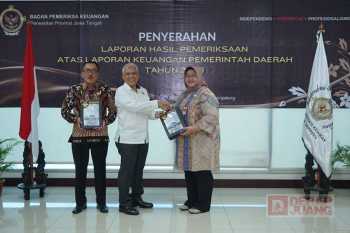 Bupati Yuni Bawa Sragen Raih 9 Kali WTP, Jadi Kado Hari Jadi Kabupaten Sragen Ke-278 Bupati Yuni Bawa Sragen Raih 9 Kali WTP, Jadi Kado Hari Jadi Kabupaten Sragen Ke-278