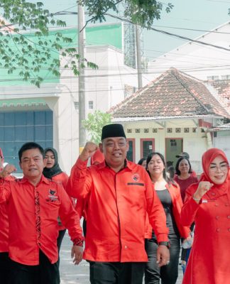 Setyo Hadi Ambil Formulir Pendaftaran Cabup di Kantor DPC PDI Perjuangan Grobogan