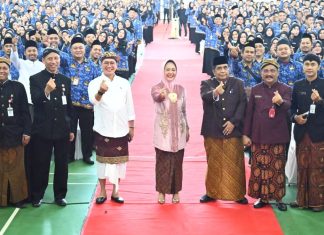 Komitmen Tingkatkan Derajat Pendidikan, Bupati Tiwi Tegas Telah Perjuangkan Guru Honorer Jadi PPPK