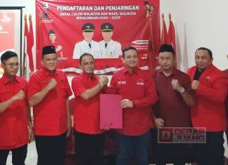 Mas Aaf Kembalikan Formulir Pendaftaran Pilwalkot Pekalongan