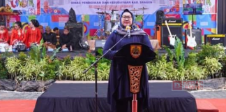 Rangkaian Hari Jadi Sragen, Bupati Yuni Gelar Pameran Inovasi Pendidikan Rangkaian Hari Jadi Sragen, Bupati Yuni Gelar Pameran Inovasi Pendidikan