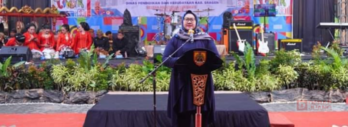 Rangkaian Hari Jadi Sragen, Bupati Yuni Gelar Pameran Inovasi Pendidikan Rangkaian Hari Jadi Sragen, Bupati Yuni Gelar Pameran Inovasi Pendidikan