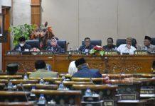 Bupati Sri Sumarni Hadiri Rapat Paripurna DPRD Terhadap LKPJ TA 2023