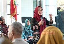 Sambut Indonesia Emas 2045, Bupati Tiwi: Jangan Lagi Ada Anak Putus Sekolah