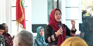 Sambut Indonesia Emas 2045, Bupati Tiwi: Jangan Lagi Ada Anak Putus Sekolah