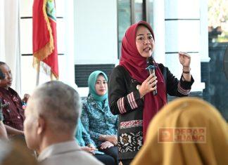 Sambut Indonesia Emas 2045, Bupati Tiwi: Jangan Lagi Ada Anak Putus Sekolah