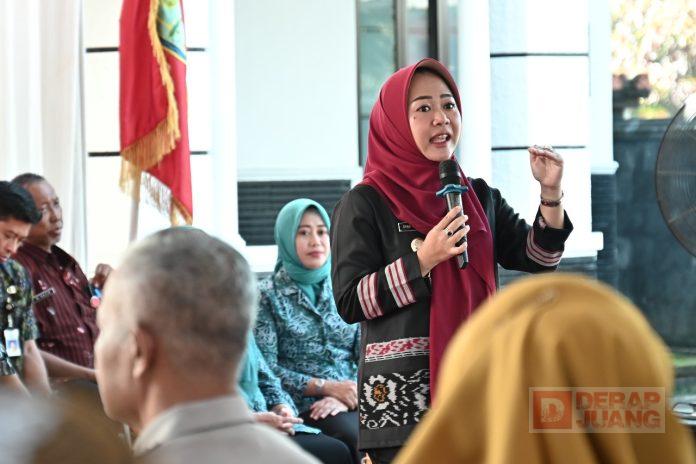 Sambut Indonesia Emas 2045, Bupati Tiwi: Jangan Lagi Ada Anak Putus Sekolah