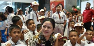 Puan Maharani Soroti Pentingnya Ekosistem Pendidikan pada Hardiknas 2024 Puan Maharai Soroti Pentingnya Ekosistem Pendidikan pada Hardiknas 2024