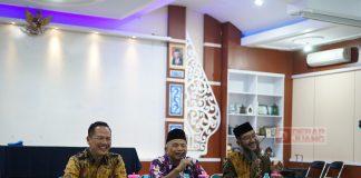 Ketua Muhammadiyah Solo Mendoakan Her Suprabu Jadi Walikota Solo Ketua Muhammadiyah Solo Mendoakan Her Suprabu Jadi Walikota Solo