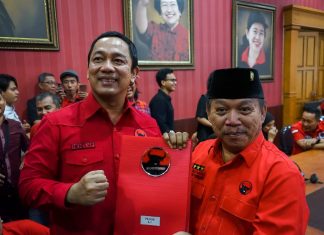 Mantan Wali Kota Semarang, Hendi Mengembalikan Formulir Calon Gubernur