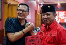 Pengusaha Muda Asal Kota Ukir, Iqbal Tosin Mengembalikan Formulir Cabup Jepara