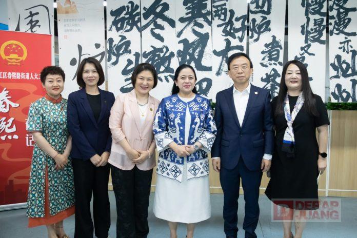 Puan Maharani Berdiskusi dengan Anggota Parlemen Chengdu Sambil Dijamu Minum Teh di Tiongkok Puan Maharani Berdiskusi dengan Anggota Parlemen Chengdu Sambil Dijamu Minum Teh di Tiongkok