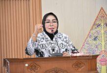 Bupati Sri Sumarni Buka Seminar Pendidikan Bersama PGRI Kabupaten Grobogan