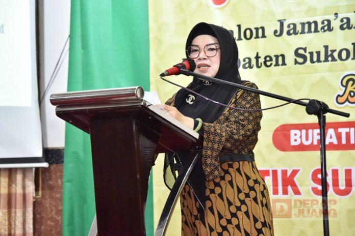 Bupati Etik Hadiri Pamitan Haji LDII di Pondok Pesantren Barokah Bupati Etik Hadiri Pamitan Haji LDII di Pondok Pesantren Barokah