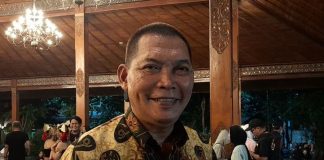 Teguh Prakosa Siap Maju Pilkada Solo, Akan Daftar Lewat PDI Perjuangan Pertengahan Mei Teguh Prakosa Siap Maju Pilkada Solo, Akan Daftar Lewat PDI Perjuangan Pertengahan Mei