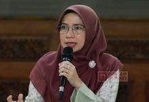 Ristawati Ikuti Giat Keagamaan Bersama Masyarakat Ristawati Purwaningsih
